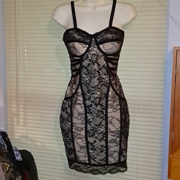Angel brinks body con bandage dress - Picture 1 of 6